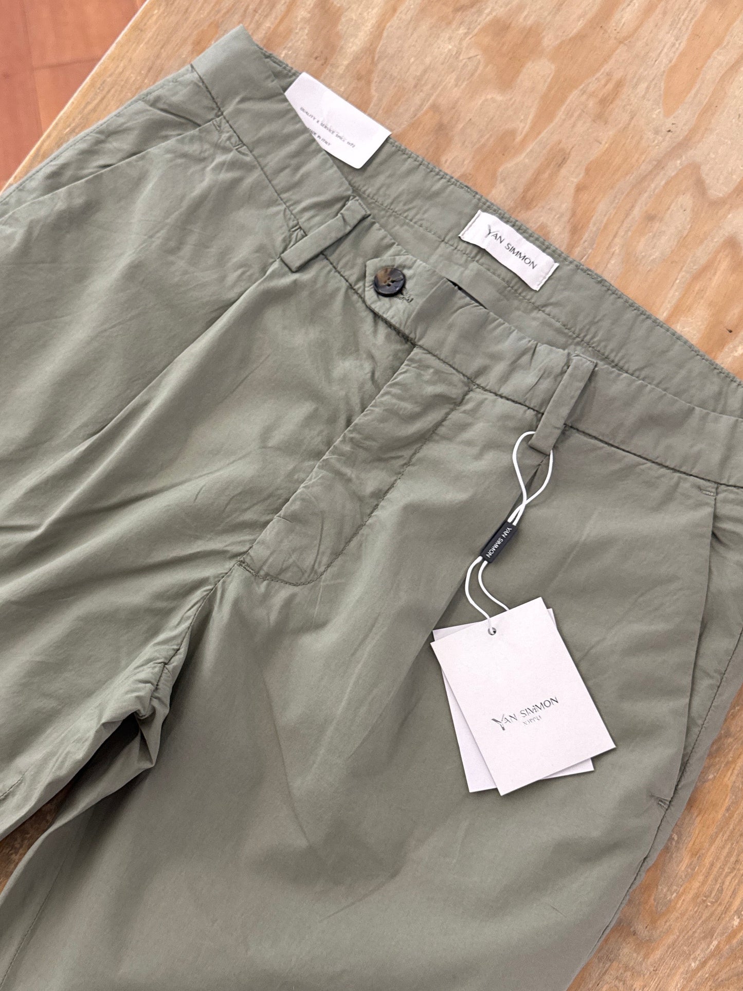 Pantalone in cotone T666F Oliva