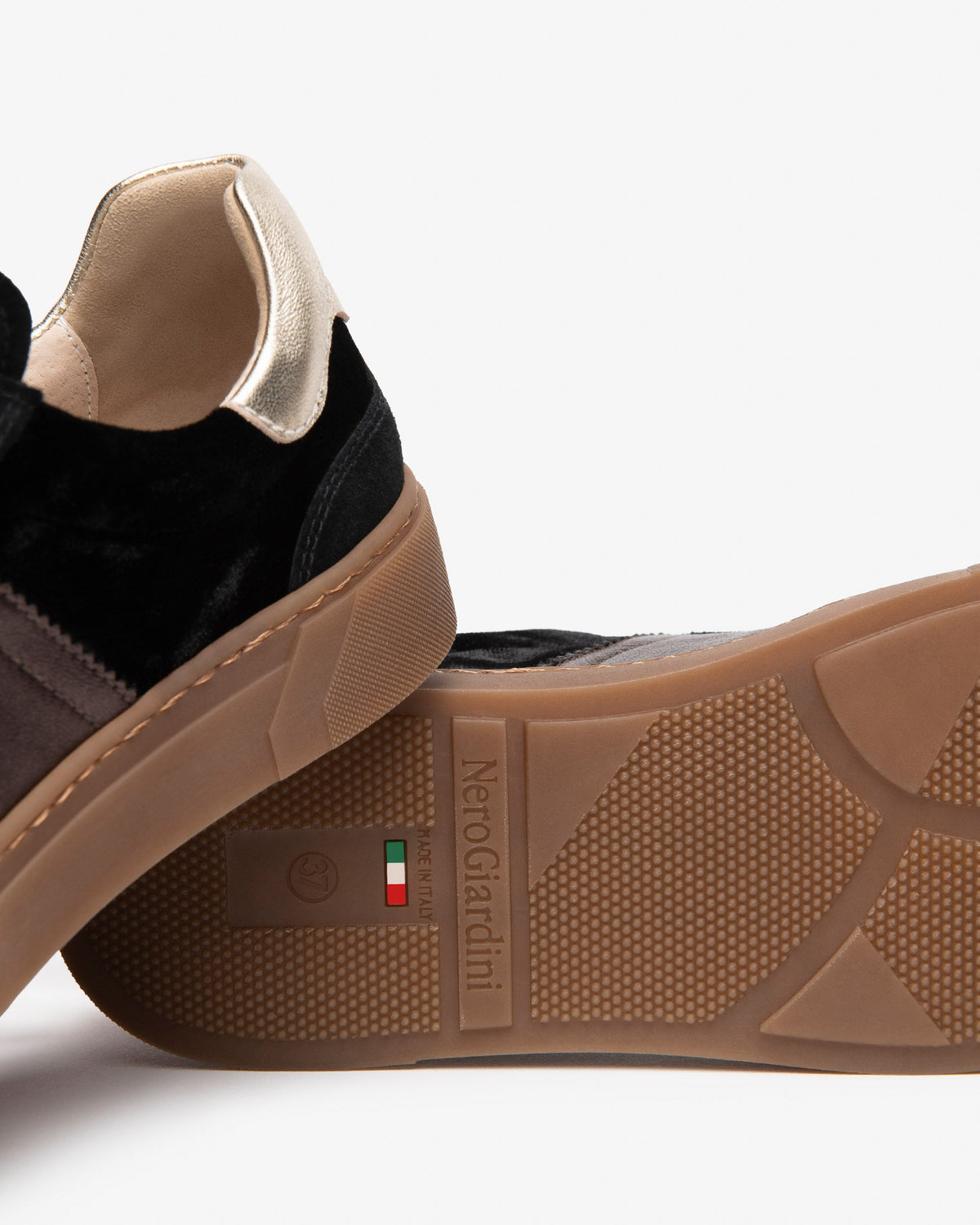 Sneakers pelle tessuto nero I617425D