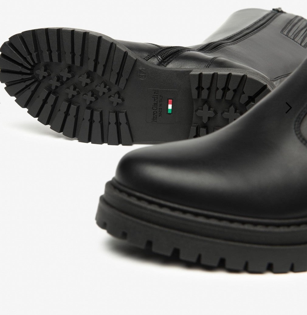 Stivali con fibbia laterale nero I514836