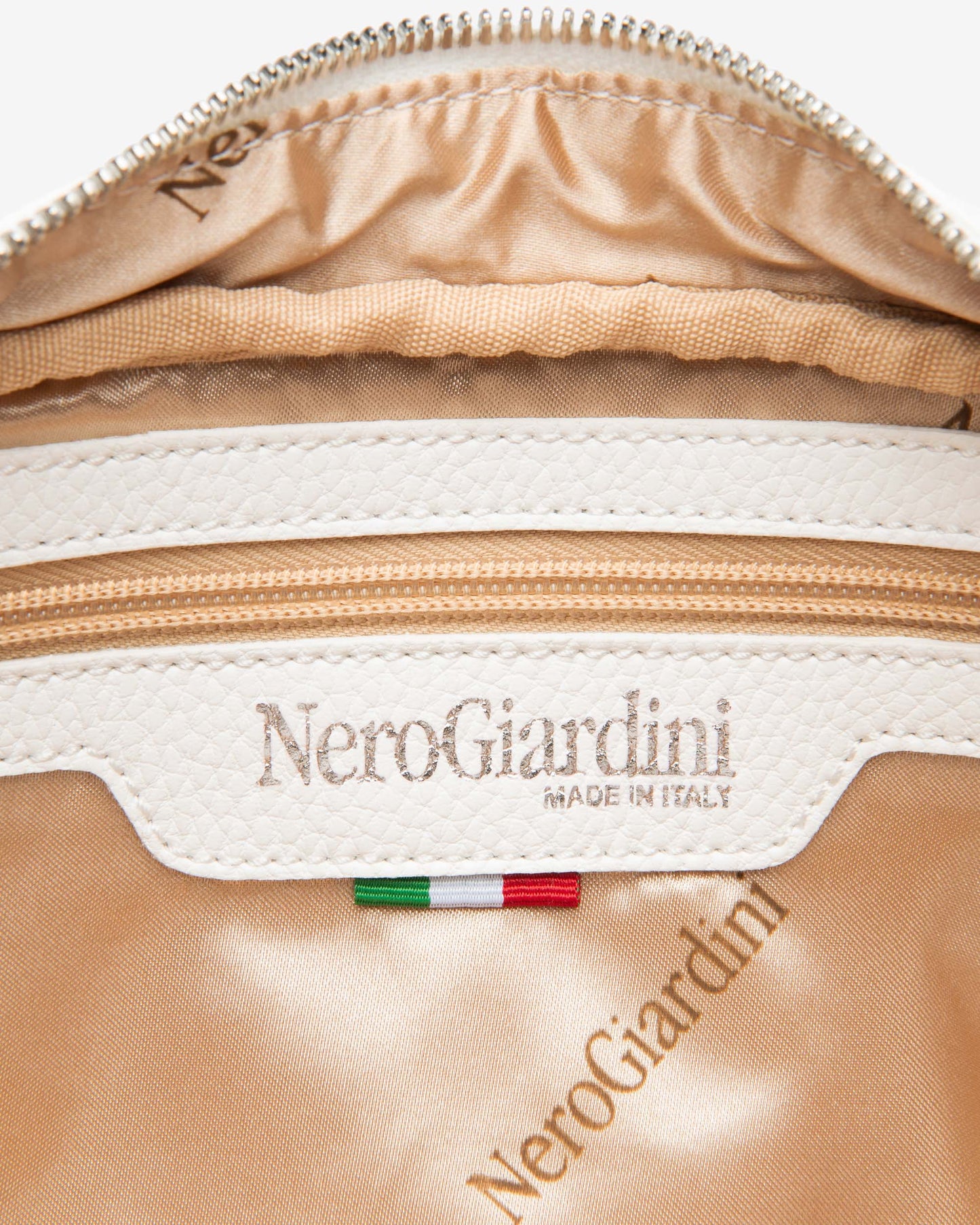 Borsa a tracolla E644202D latte