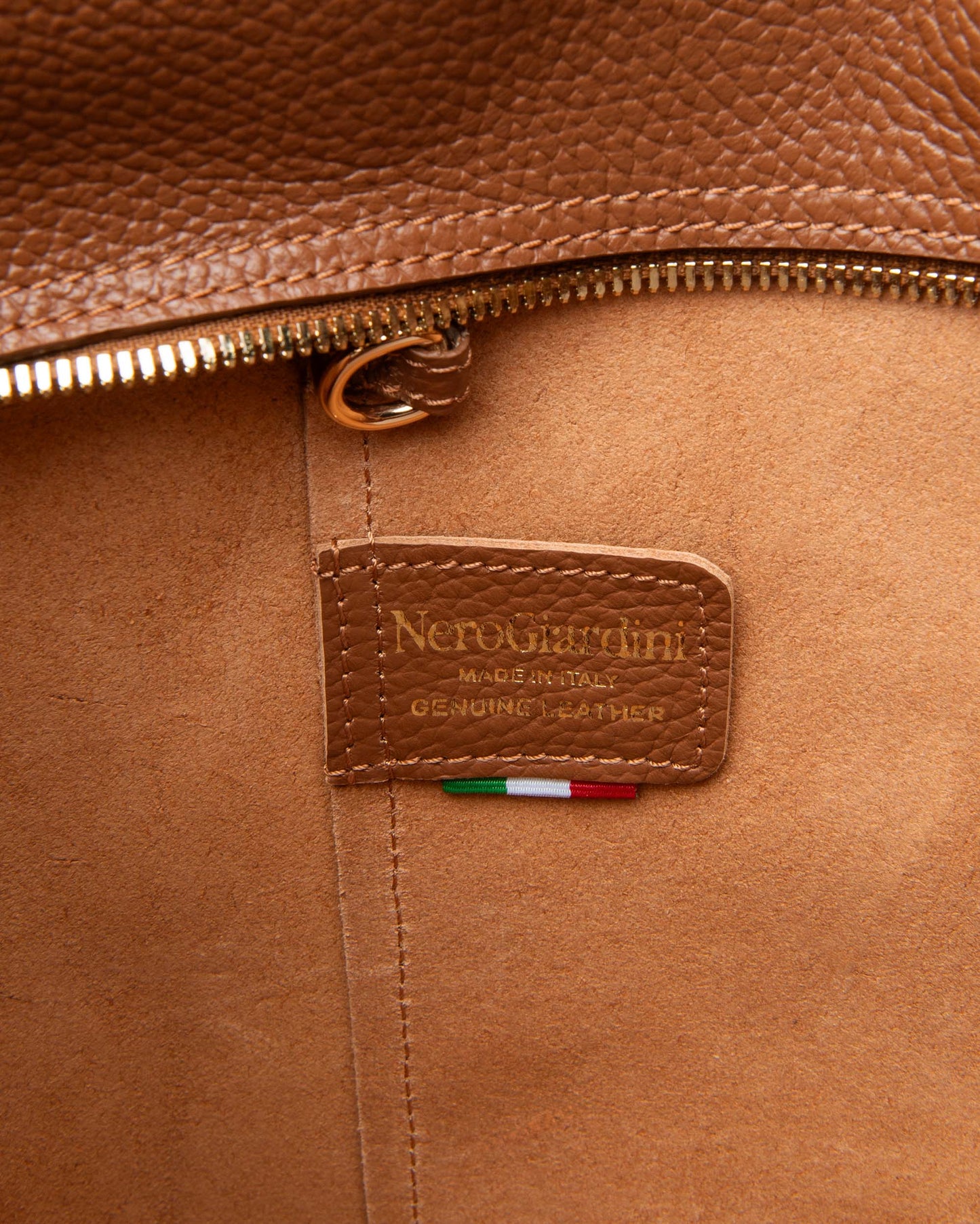 Borsa a spalla in pelle E644141D cuoio