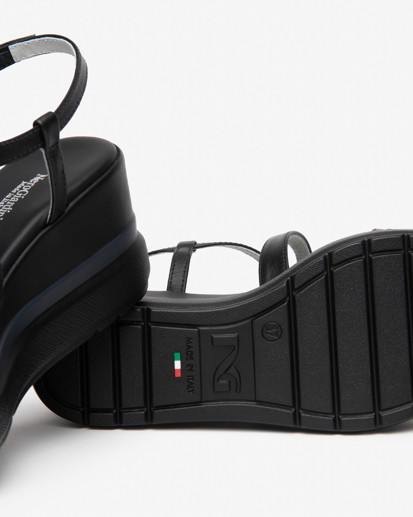 Sandali Zeppa Nero E615953D