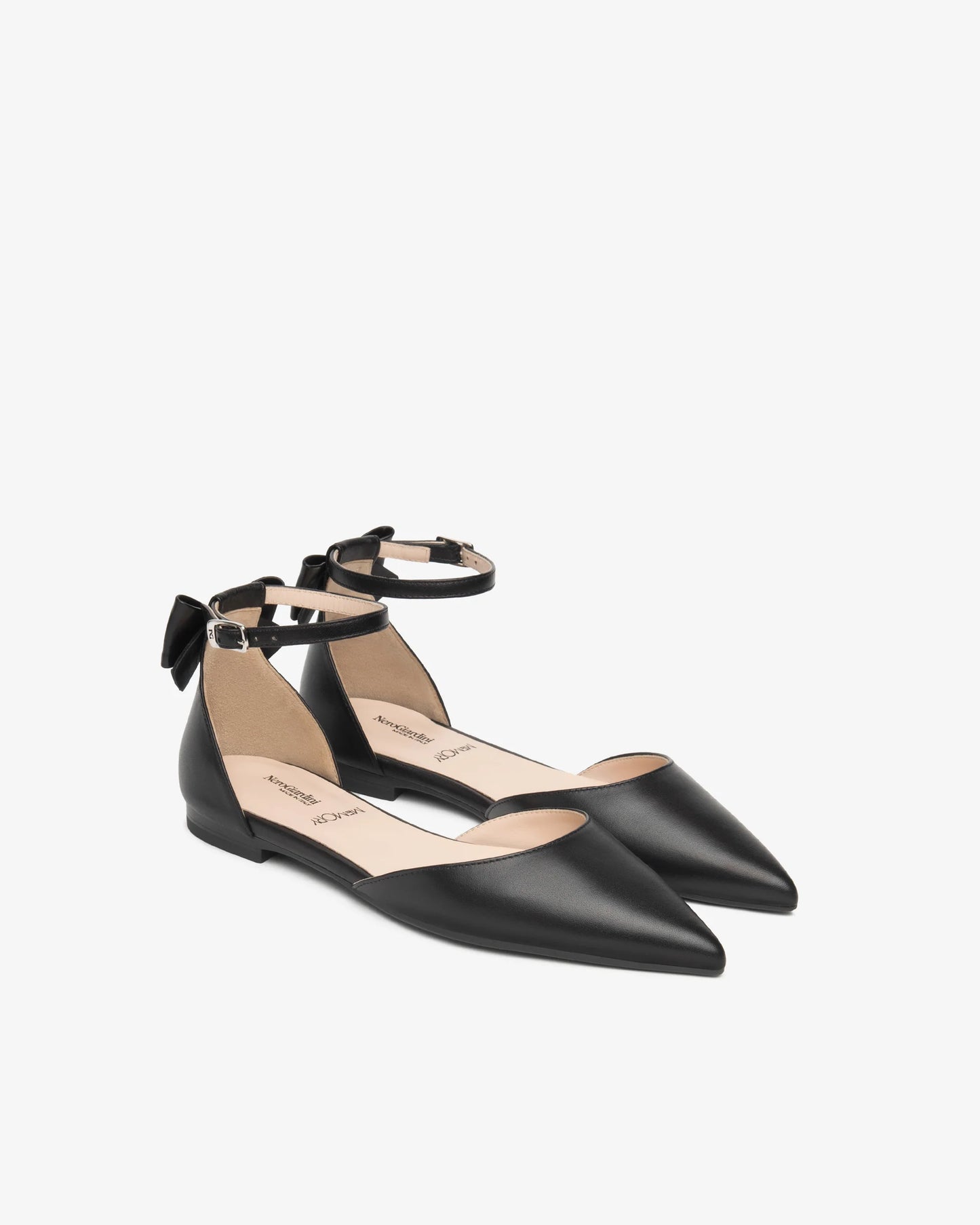 Scarpetta t.10 cinturino e fiocchetto E615542D nero