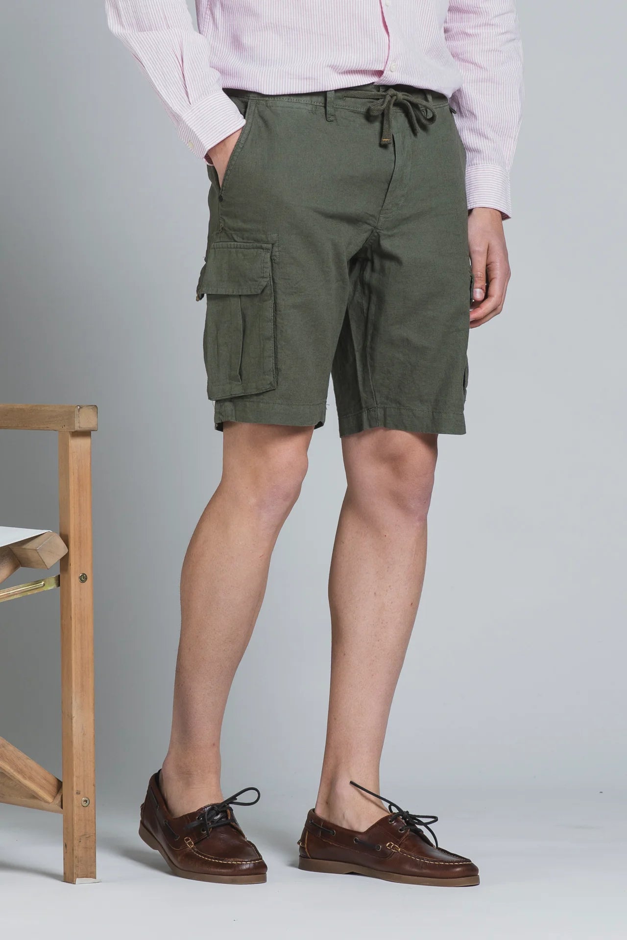 Bermuda cargo Cooper in lino/cotone militare