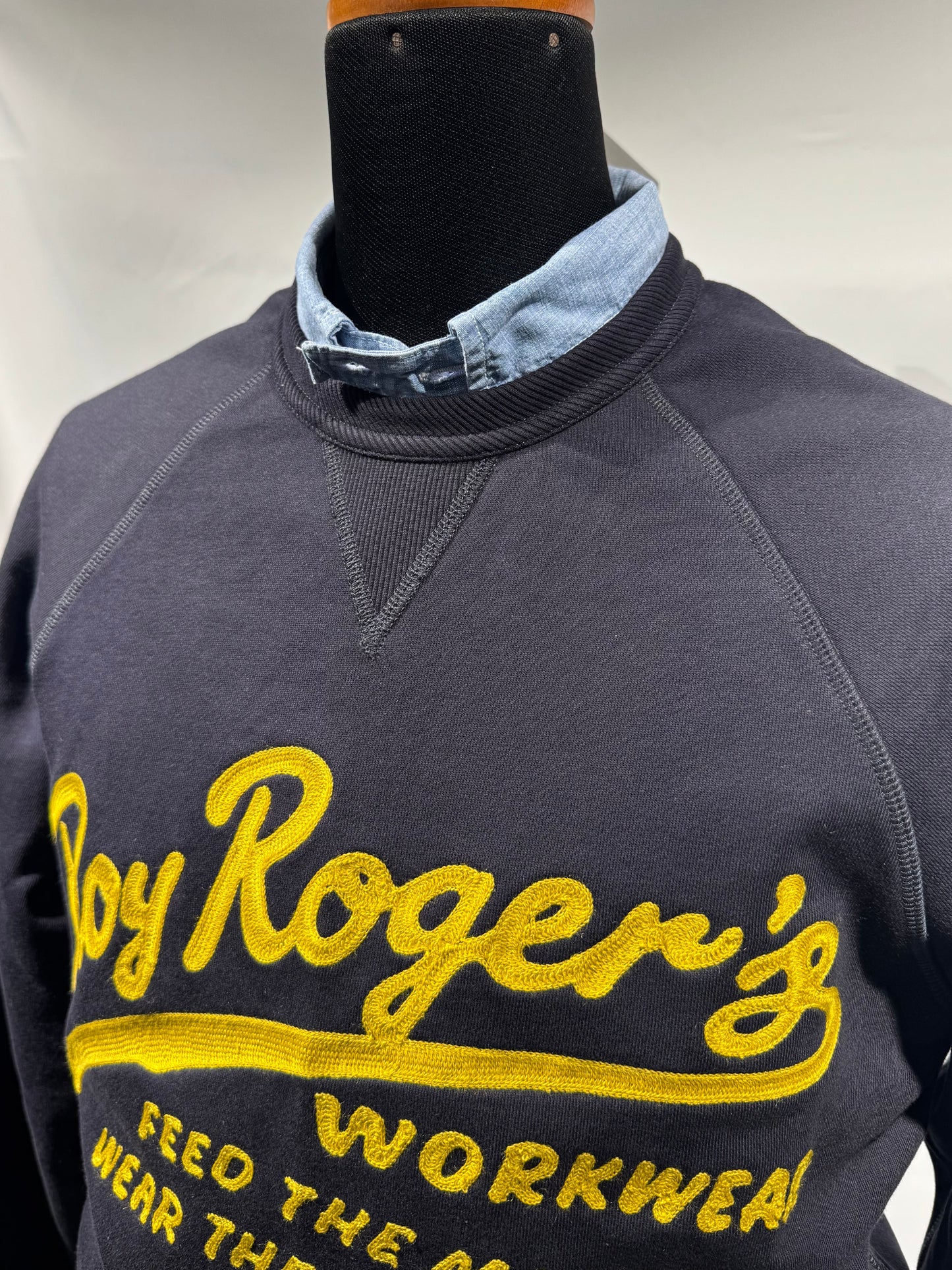 Felpa girocollo ricamata Blu