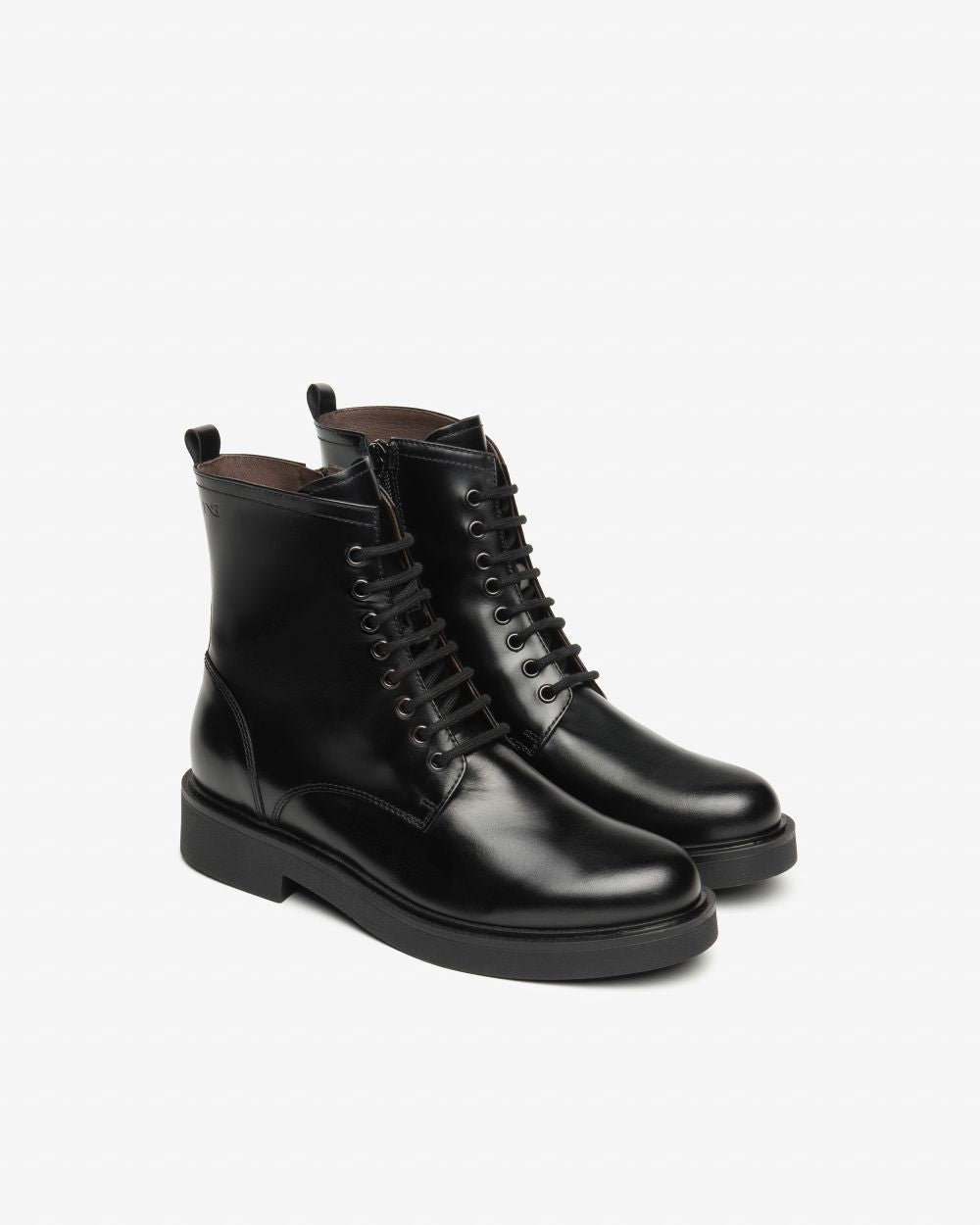 Anfibio in pelle brillante stile DrMartens nero