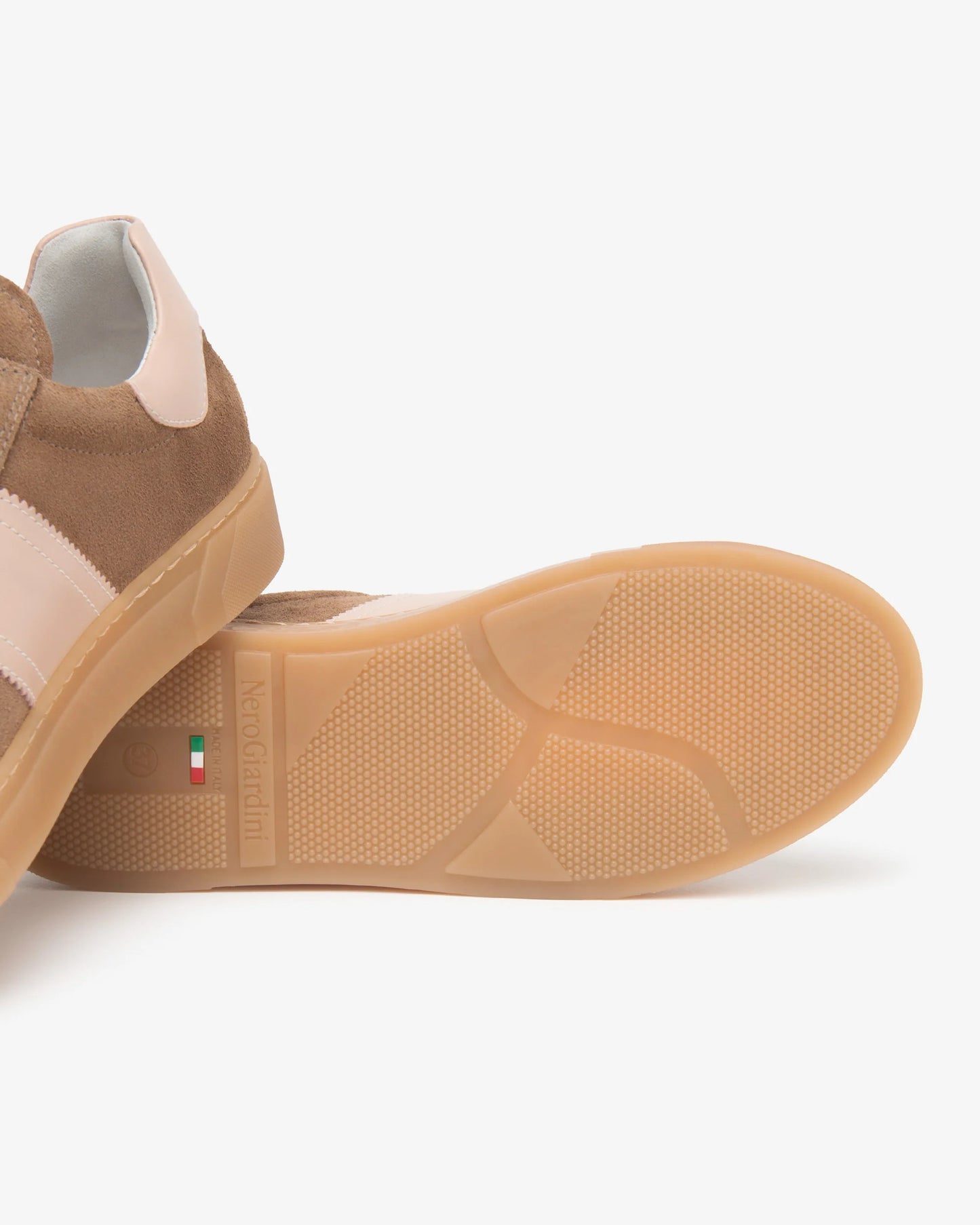Sneakers Donna in Suede e Pelle E613005D Mou
