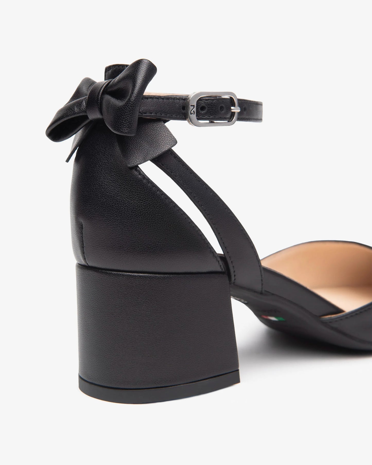 Scarpetta con cinturino e fiocchetto E512350D nero