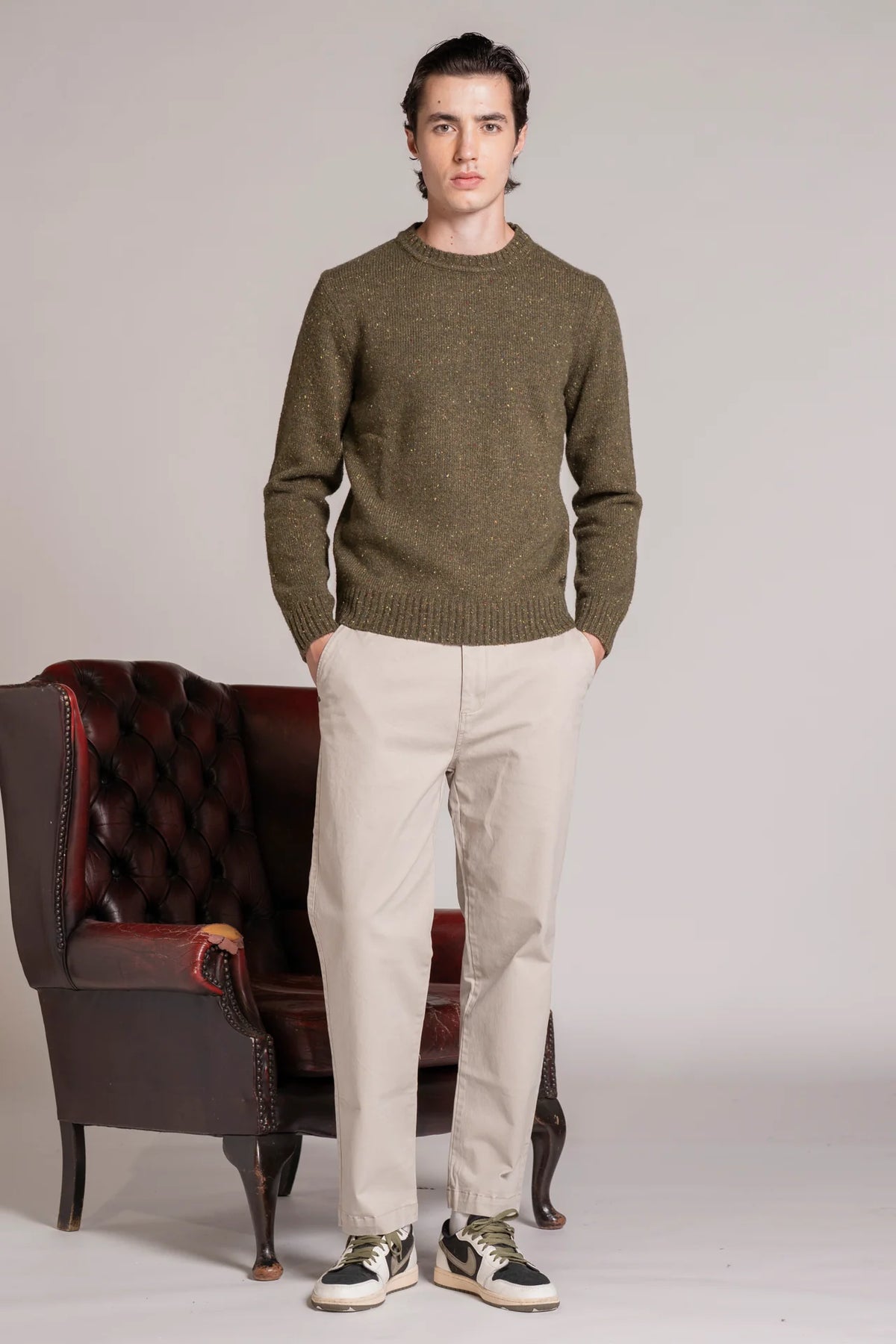 Maglia girocollo filato bottonato george verde