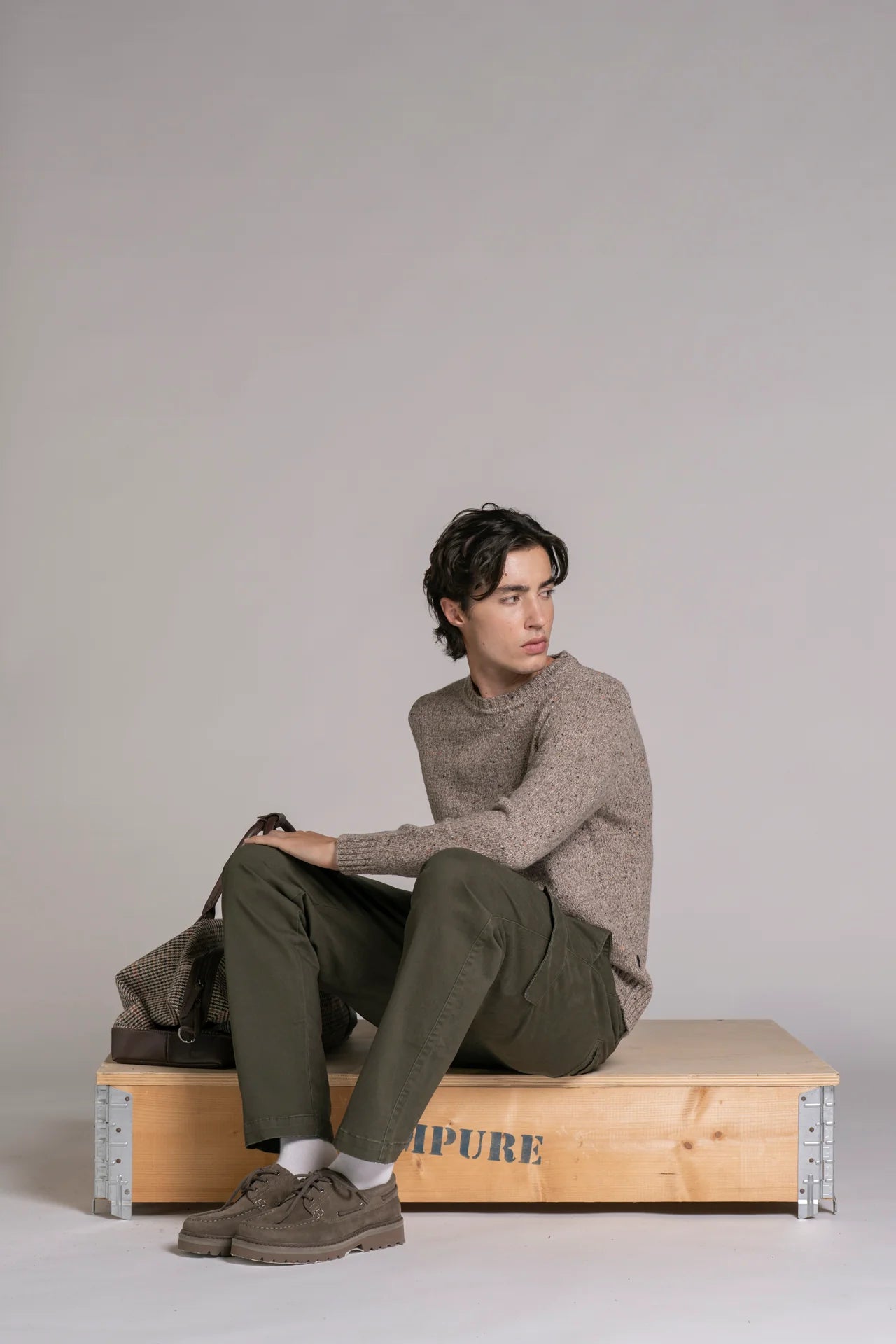 Maglia girocollo filato bottonato george beige