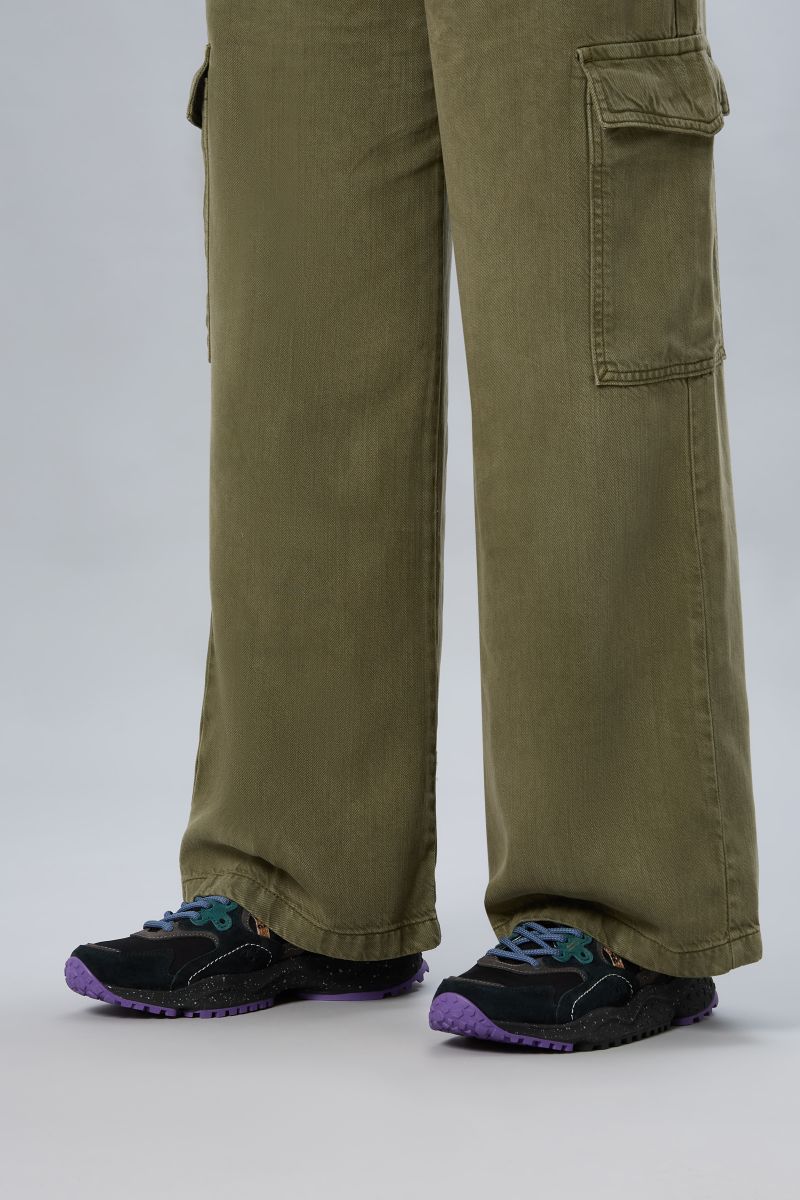 SOLIN-donna
in suede e tessuto tecnico Nero-Viola