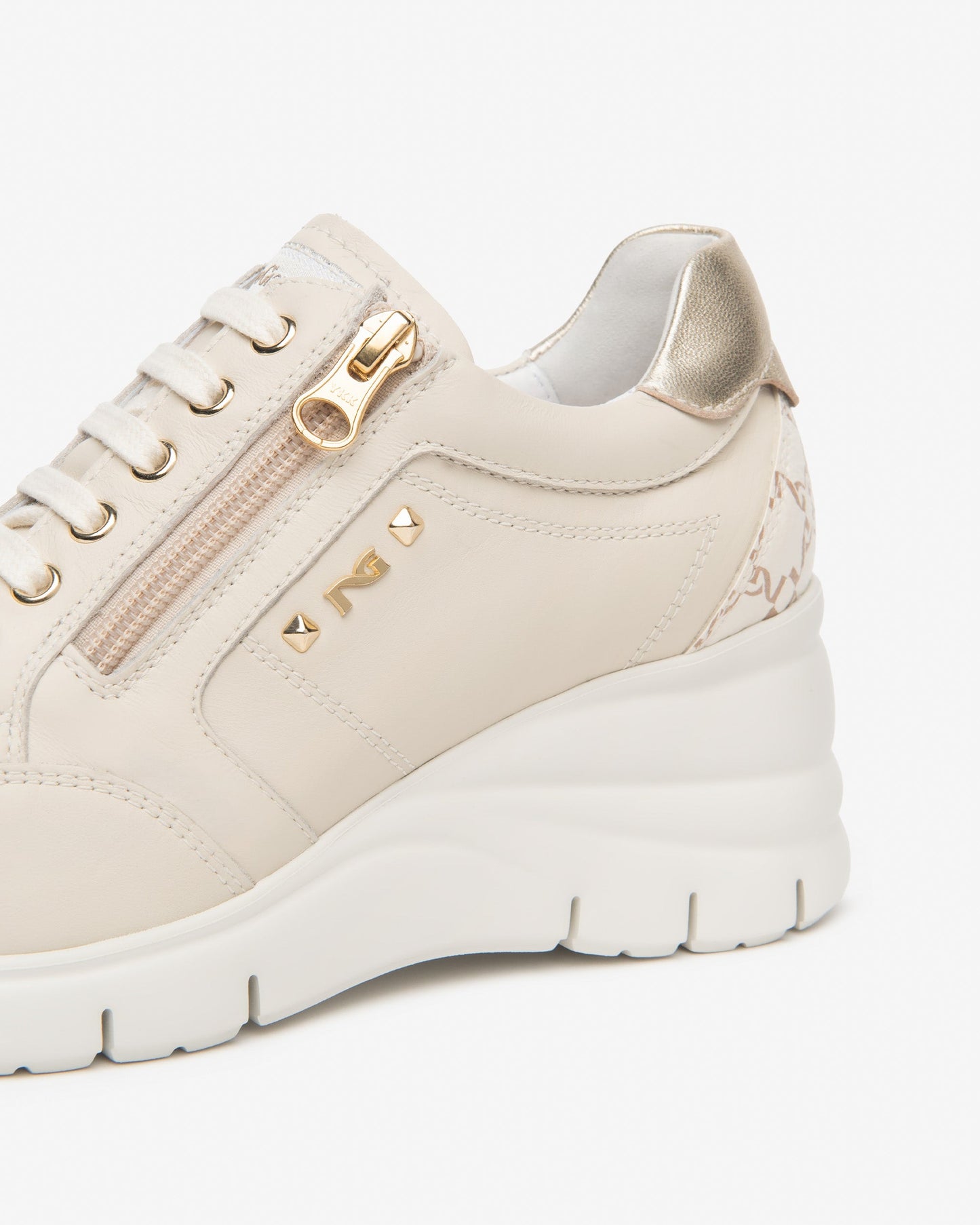 Sneakers in pelle e tessuto tecnico Beige E615221D