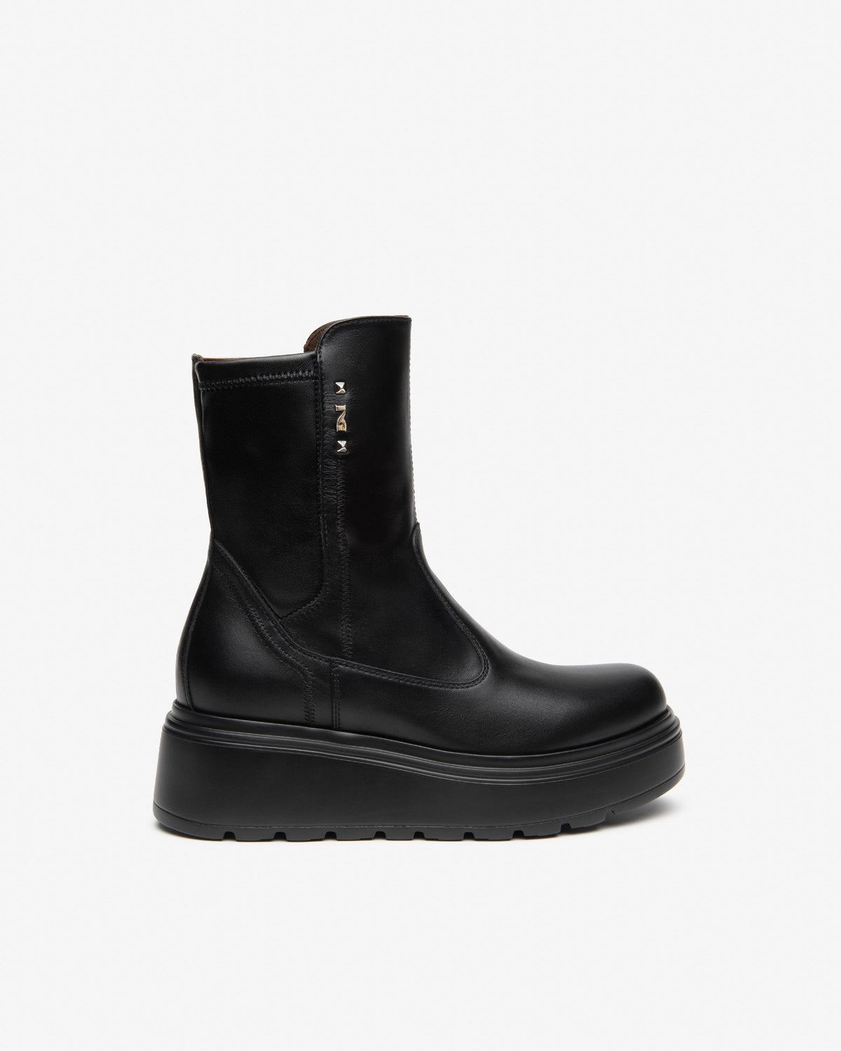 Stivaletti zeppa nero I618110D