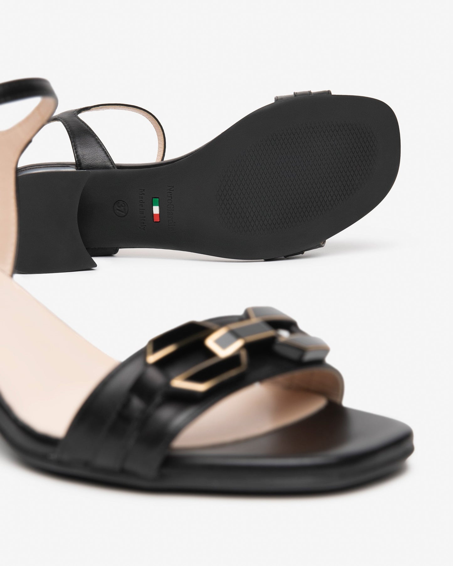Sandali in pelle E615722D T.5cm Nero
