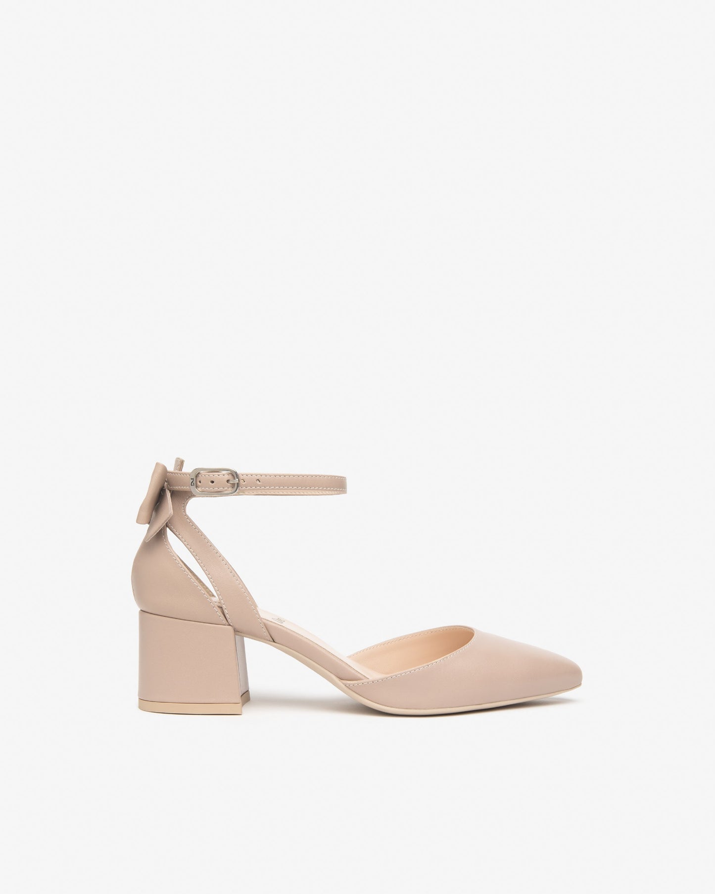 Scarpetta con cinturino e fiocchetto E612350D beige