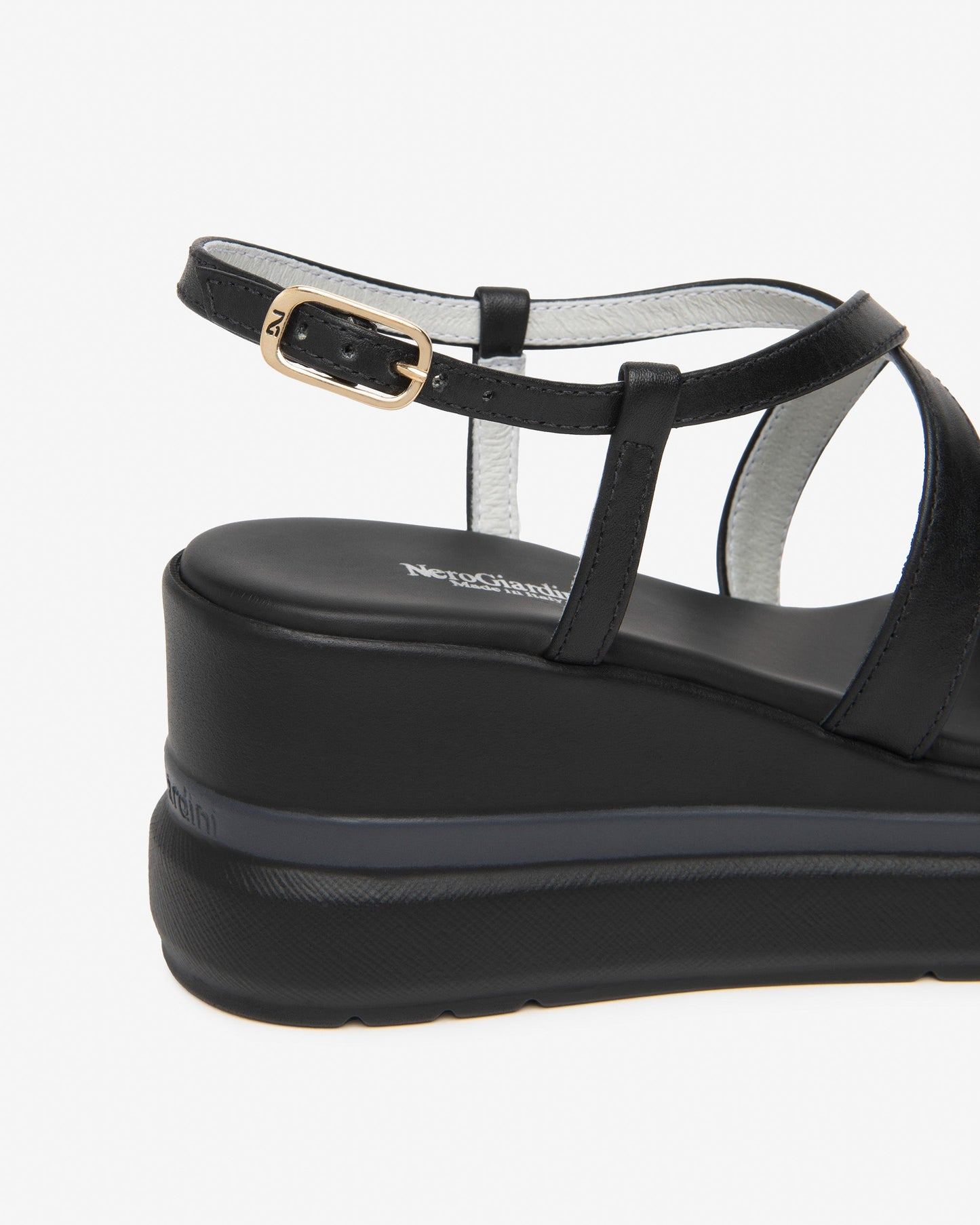 Sandali Zeppa Nero E615953D