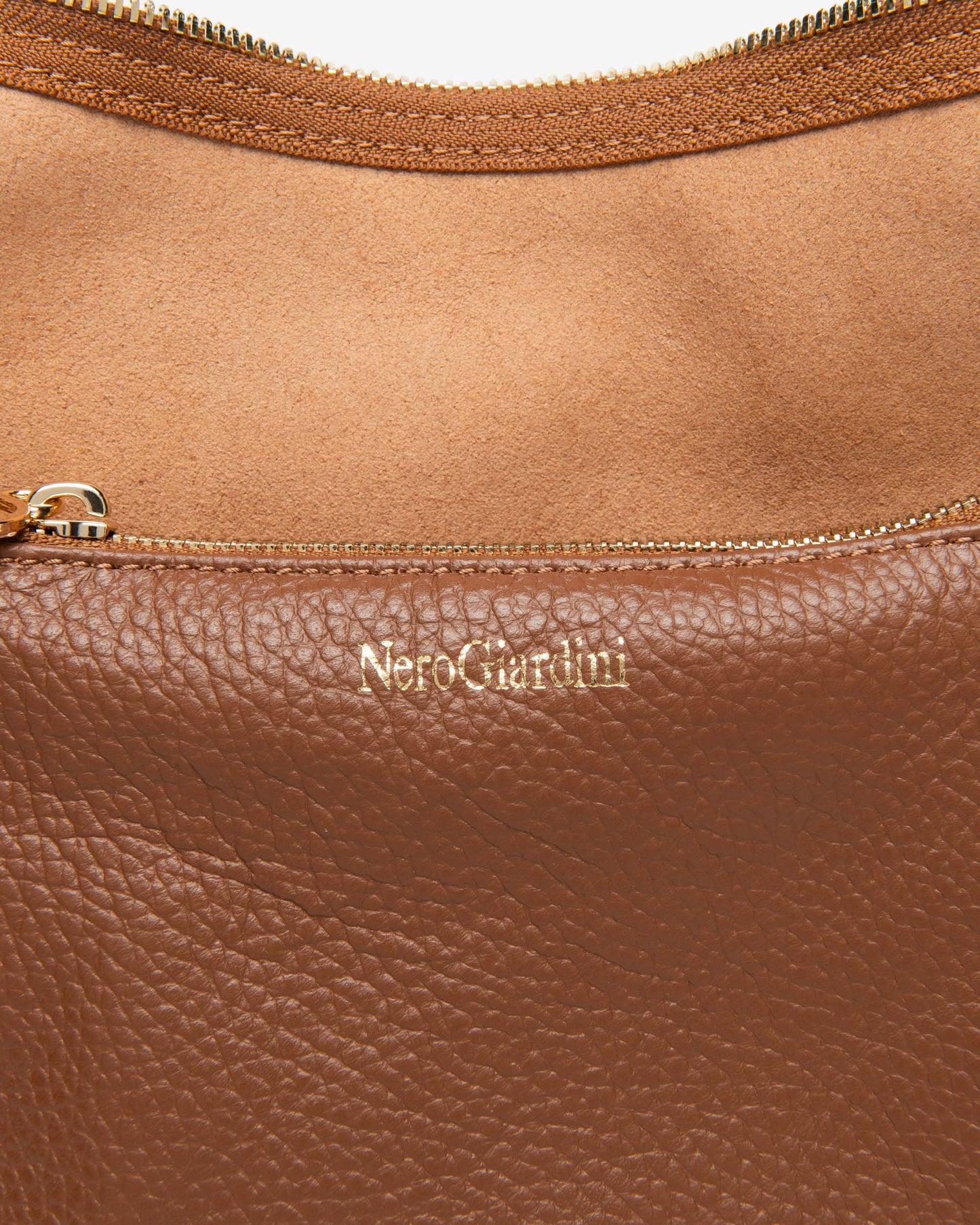 Borsa Hobo E644143D Cuoio