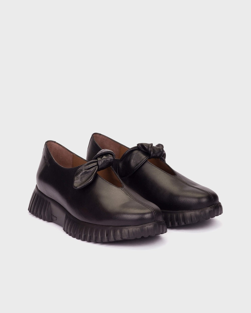 Scarpa con fiocco nera A4421