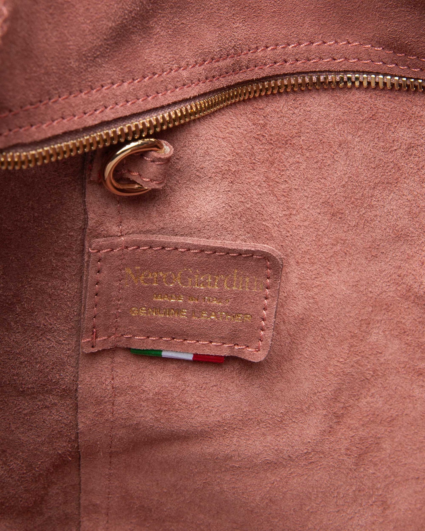 Borsa a spalla in camoscio E644145D Rosa