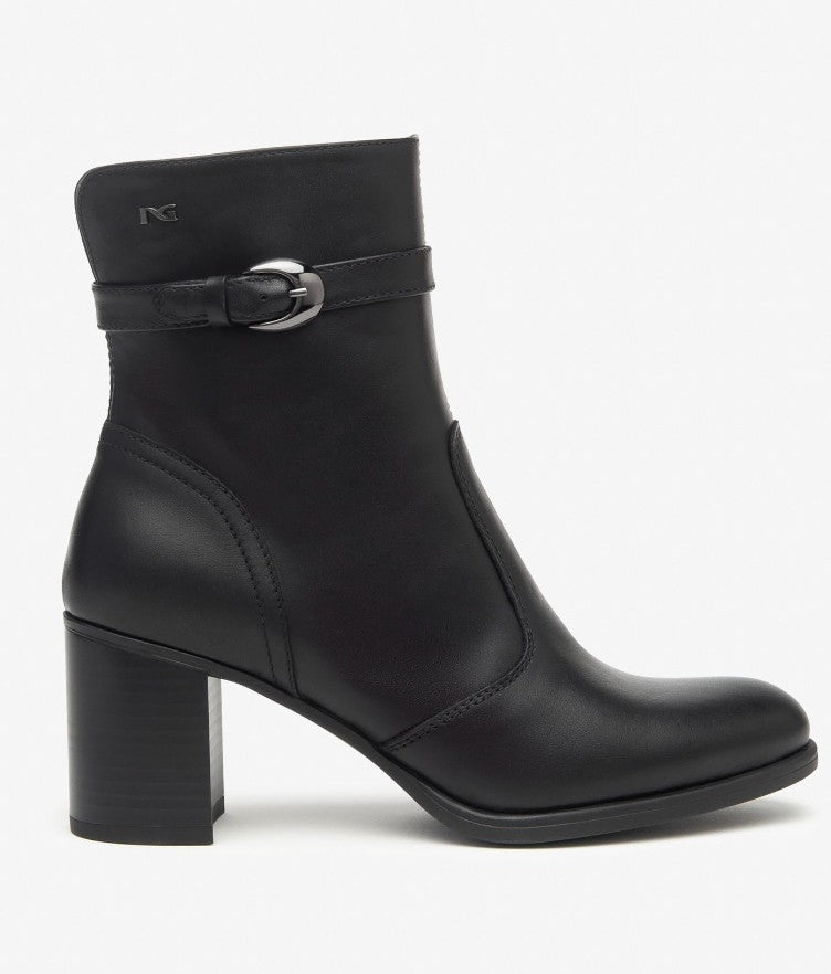 Tronchetto in pelle T70 nero I513850D