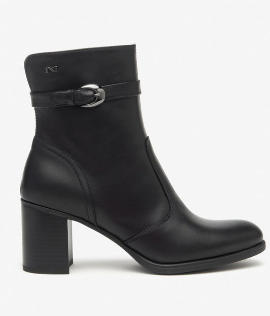 Tronchetto in pelle T70 nero I513850D