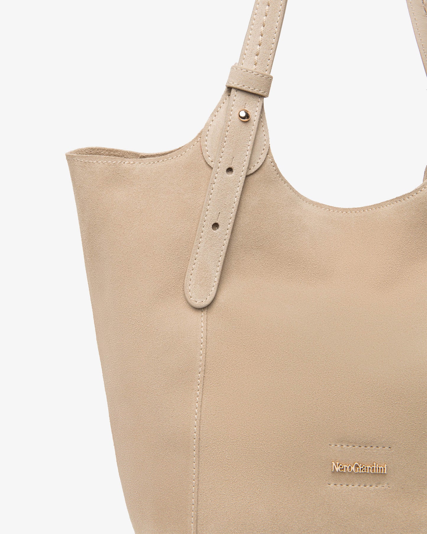 Borsa a spalla in camoscio E644145D nude